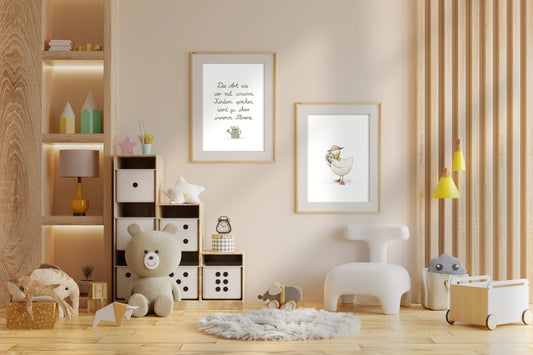 Zartes Kinderzimmer Posterset mit Spruchposter und Illustration einer Gans mit Ei, liebevolle Wandde­ko als digitaler Download