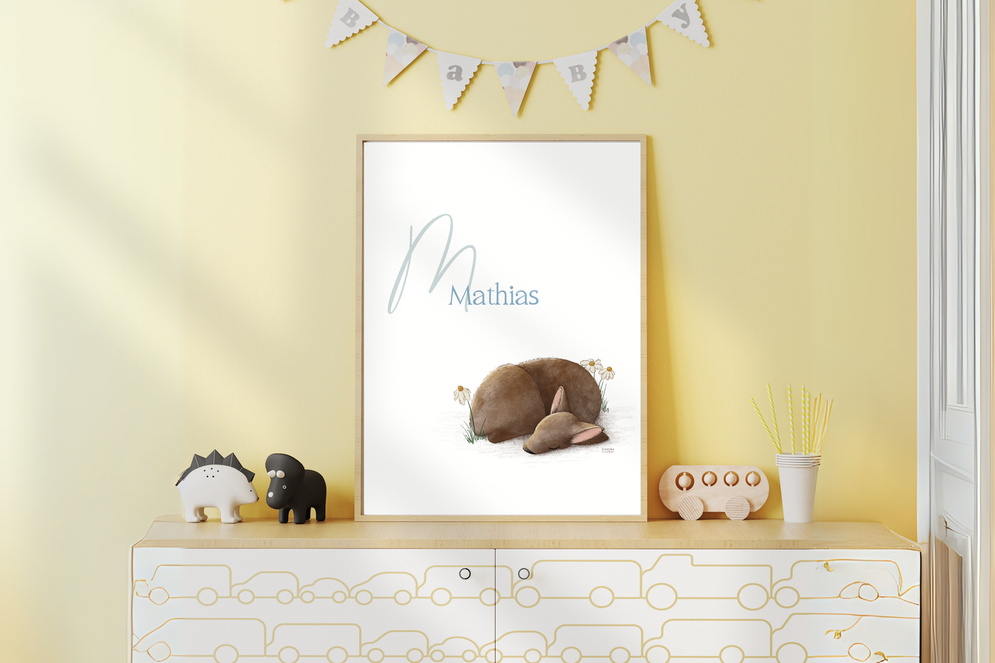 Personalisiertes Namensposter Baby mit schlafendem Rehkitz in A4 oder A3, liebevolle Kinderzimmer Deko und Geschenk zur Geburt oder Taufe.