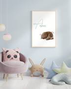 Personalisiertes Namensposter Baby mit schlafendem Rehkitz in A4 oder A3, liebevolle Kinderzimmer Deko und Geschenk zur Geburt oder Taufe.